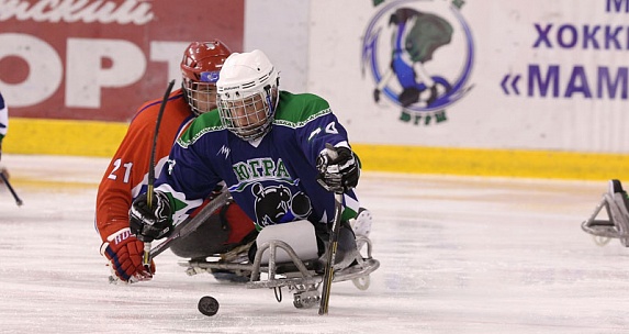 Day of the athlete for the sledge hockey players
